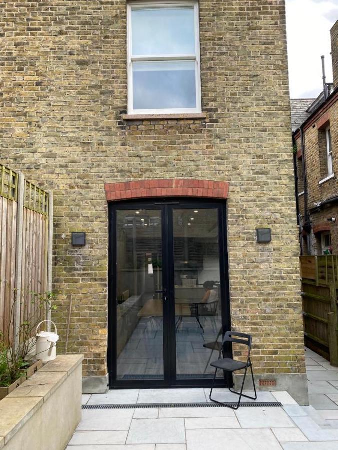 Stylish Home In Streatham. London Exterior foto